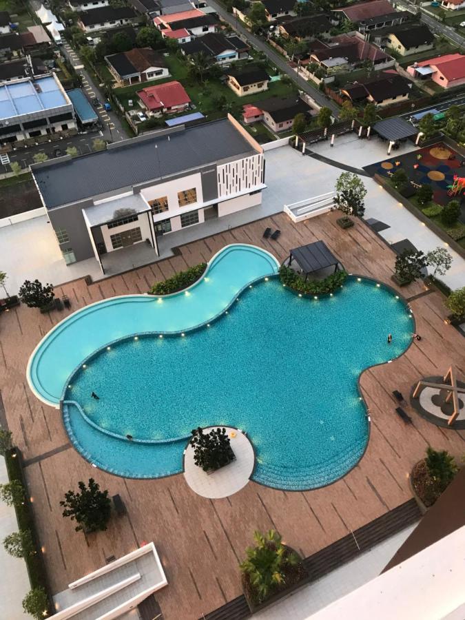 Homestay Sks Apartment Larkin Джохор Бахру Екстериор снимка